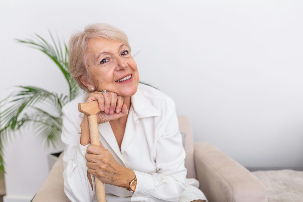 Can i trial a denture before committing to the full set?